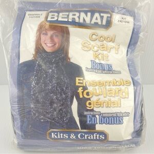 Bernat Cool Scarf Kit Blue Knit Scarf Blue NEW in package